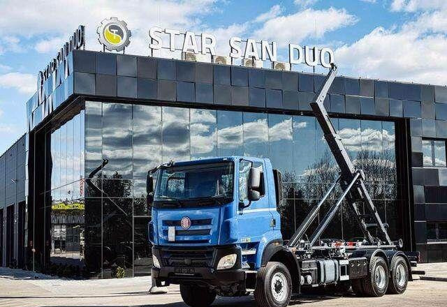 Tatra T158 PHOENIX 6x6 Euro 6 - Грузовик-шасси, Автоманипулятор: фото 1 Tatra T158 PHOENIX 6x6 Euro 6 - Грузовик-шасси, Автоманипулятор: фото 1