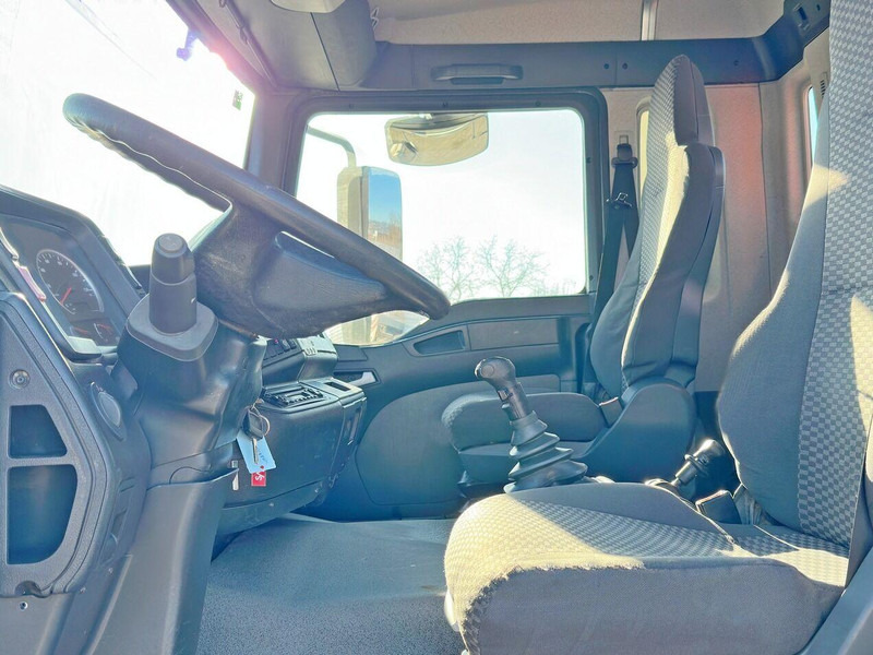MAN TGA 33.480* Sattelzugmaschine * PK 33002-EH в лизинг MAN TGA 33.480* Sattelzugmaschine * PK 33002-EH: фото 9