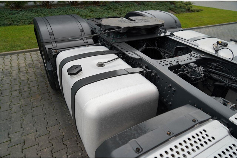 Тягач Mercedes-Benz ACTROS 1845: фото 19