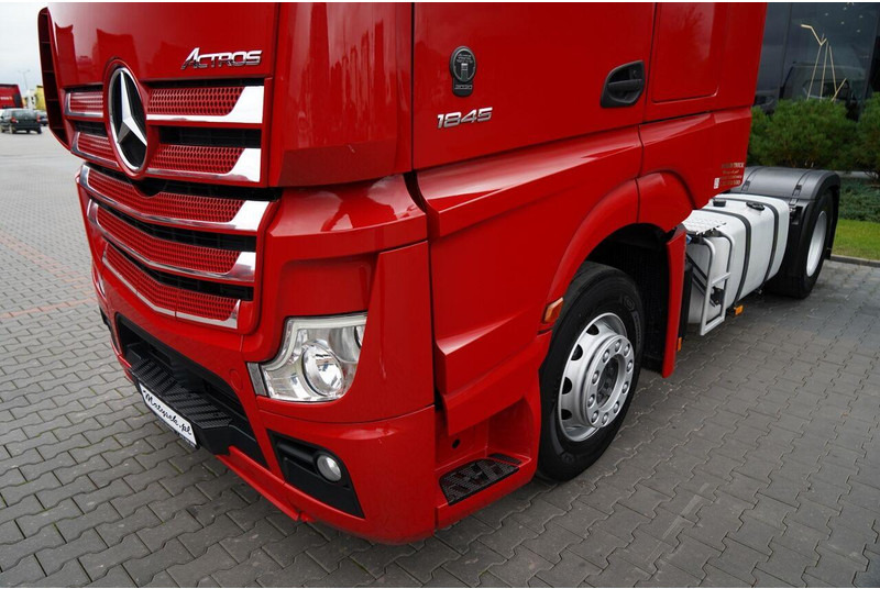 Тягач Mercedes-Benz ACTROS 1845: фото 13