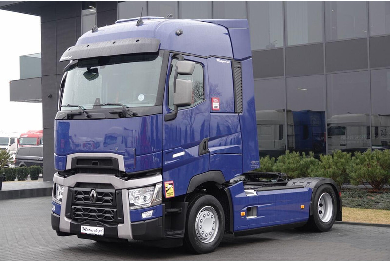 Renault T 520 / 13 L / RETARDER / I-PARK COOL / SKÓRY / PO KONTRAKCIE SE - Тягач: фото 4 Renault T 520 / 13 L / RETARDER / I-PARK COOL / SKÓRY / PO KONTRAKCIE SE - Тягач: фото 4