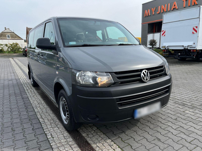 Volkswagen Transporter T5 Brygadówka, Osobowy, 9-miejsc, Jeden Właściciel, - Микроавтобус, Пассажирский фургон: фото 5 Volkswagen Transporter T5 Brygadówka, Osobowy, 9-miejsc, Jeden Właściciel, - Микроавтобус, Пассажирский фургон: фото 5