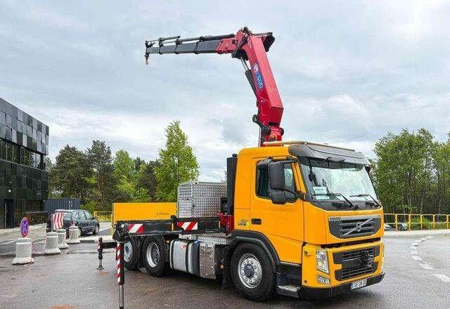 Volvo FM 460 6x4x4 HMF 3220 Crane HDS - Грузовик бортовой/ Платформа, Автоманипулятор: фото 2 Volvo FM 460 6x4x4 HMF 3220 Crane HDS - Грузовик бортовой/ Платформа, Автоманипулятор: фото 2