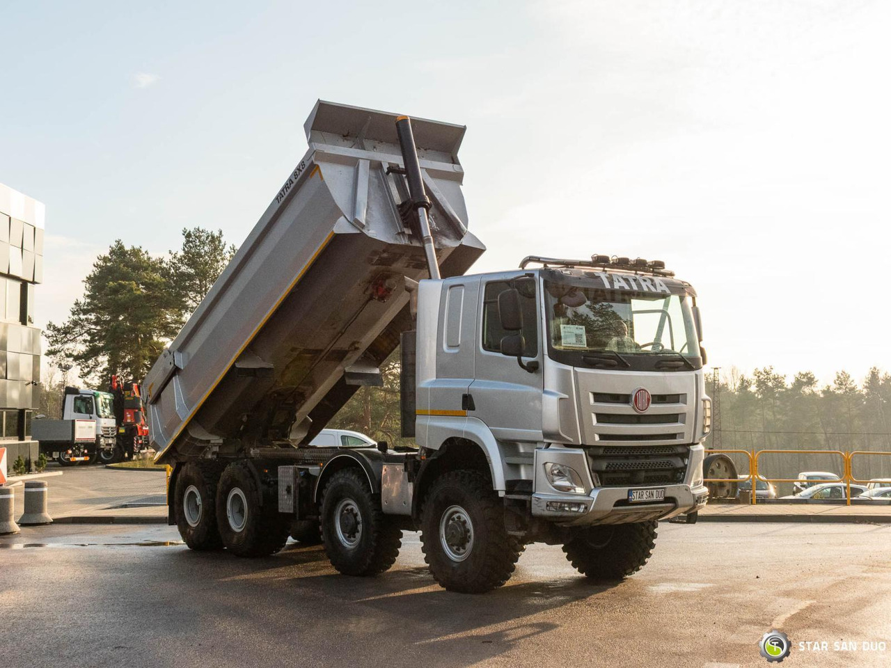 - Самосвал: фото 2 - Самосвал: фото 2