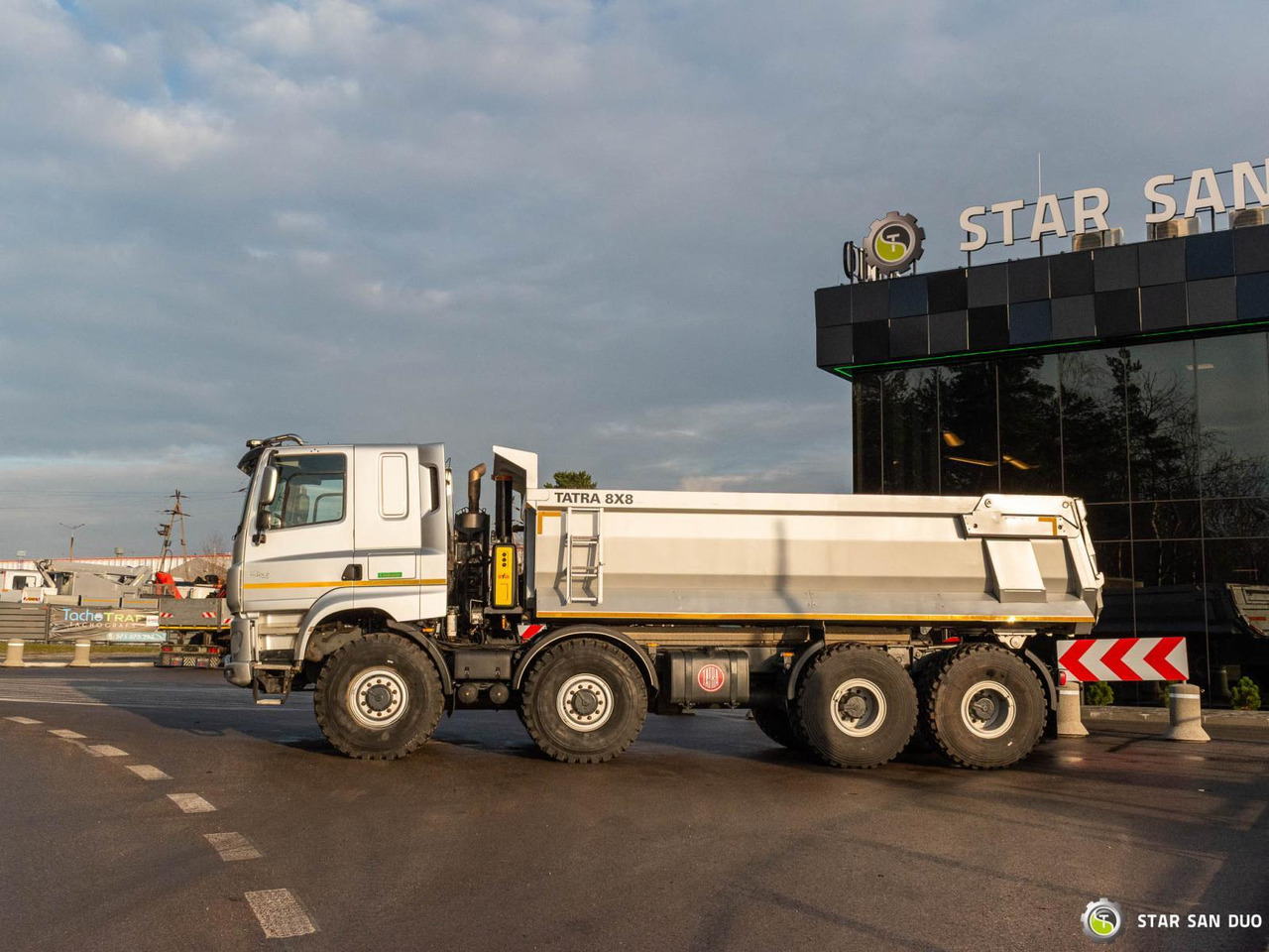 - Самосвал: фото 5 - Самосвал: фото 5