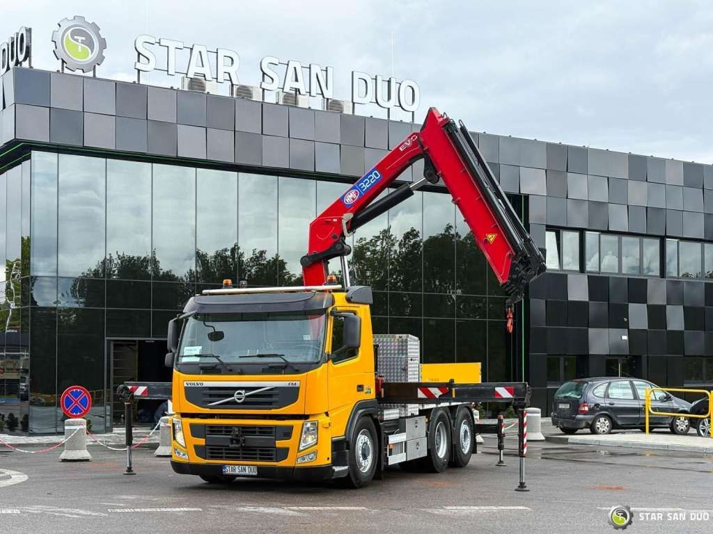 Volvo FM 460 6x4x4 HMF 3220 Crane HDS - Тягач: фото 3 Volvo FM 460 6x4x4 HMF 3220 Crane HDS - Тягач: фото 3