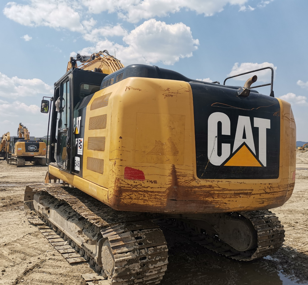 CATERPILLAR 320 E - Гусеничный экскаватор: фото 2 CATERPILLAR 320 E - Гусеничный экскаватор: фото 2