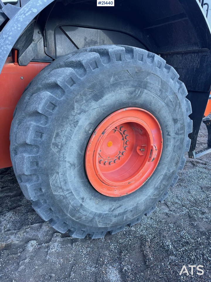 Колёсный погрузчик Hitachi ZW310: фото 12 Колёсный погрузчик Hitachi ZW310: фото 12