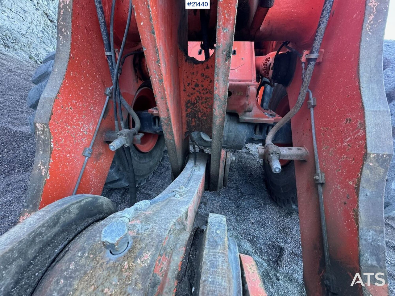 Колёсный погрузчик Hitachi ZW310: фото 15 Колёсный погрузчик Hitachi ZW310: фото 15