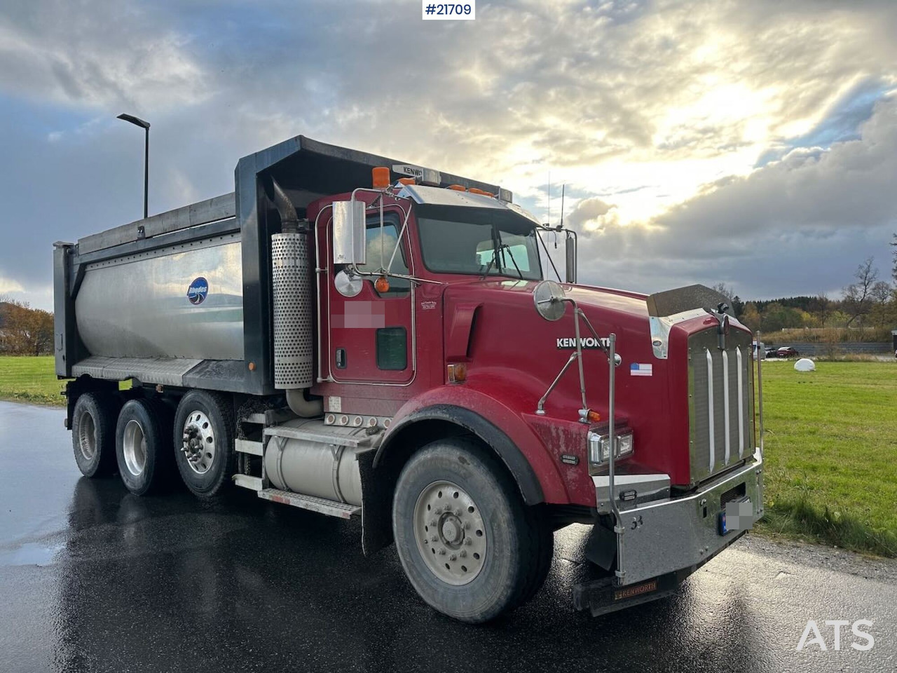 Kenworth 2005 KENWORTH T800 tippbil 8x4 m/ Rhodes påbygg, kompressor, vibrator i kassen. Høy lasteevne! SE VIDEO. - Самосвал: фото 5 Kenworth 2005 KENWORTH T800 tippbil 8x4 m/ Rhodes påbygg, kompressor, vibrator i kassen. Høy lasteevne! SE VIDEO. - Самосвал: фото 5