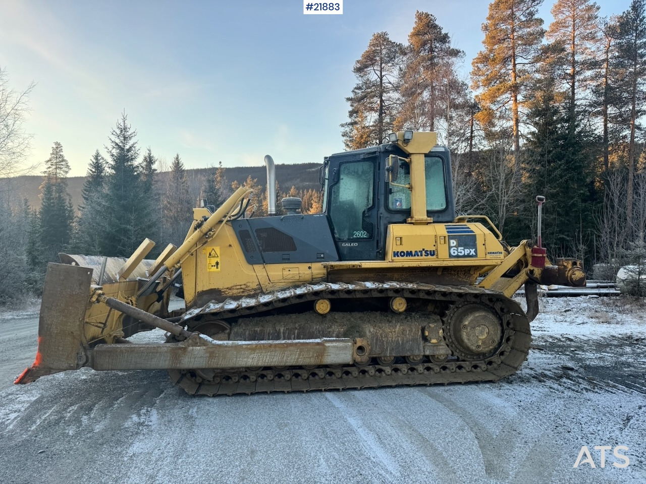 Komatsu D65 PX-15 - Бульдозер: фото 3 Komatsu D65 PX-15 - Бульдозер: фото 3