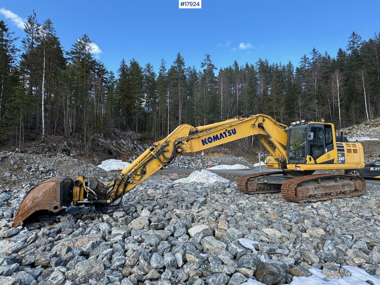 Komatsu PC240LC-10 - Экскаватор: фото 2 Komatsu PC240LC-10 - Экскаватор: фото 2