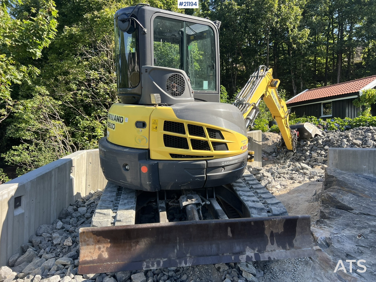 Гусеничный экскаватор New Holland E55B: фото 26