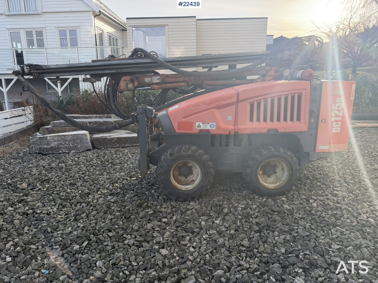 Sandvik Commando DC125R - Буровая машина: фото 2 Sandvik Commando DC125R - Буровая машина: фото 2