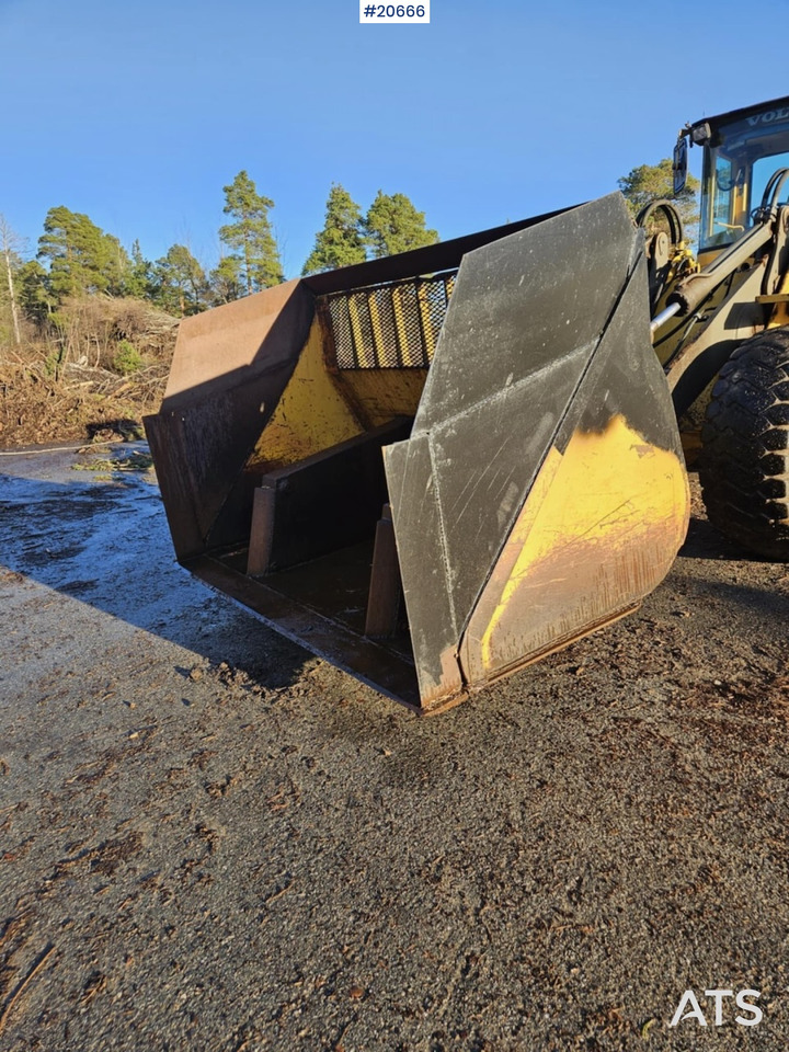 Skuffe Høytipp skuffe til Hjullaster. 5,8m3. - Ковш для погрузчика для Строительной техники: фото 1 Skuffe Høytipp skuffe til Hjullaster. 5,8m3. - Ковш для погрузчика для Строительной техники: фото 1