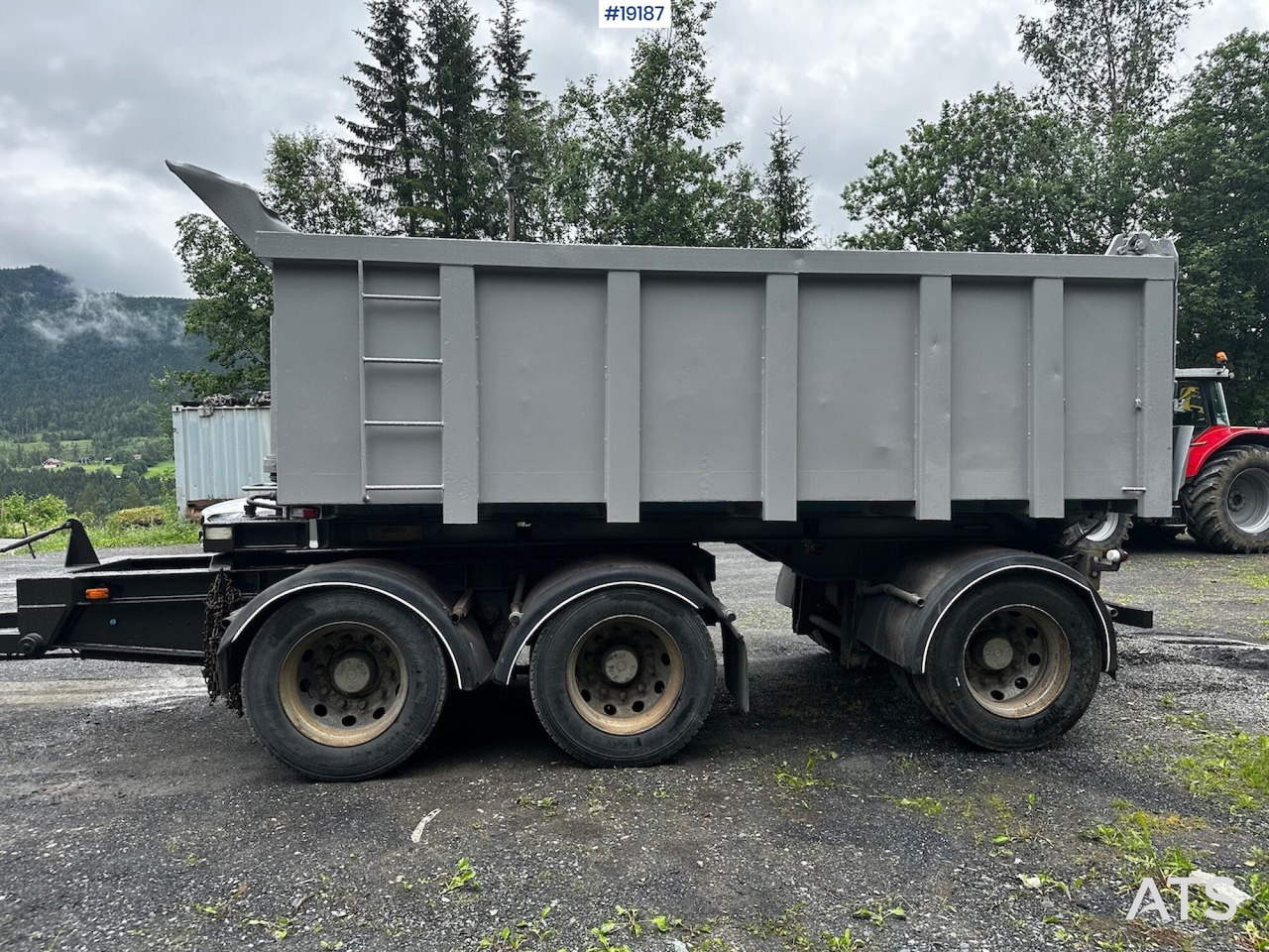 Triolift 3 akslet - Самосвальный прицеп: фото 2 Triolift 3 akslet - Самосвальный прицеп: фото 2