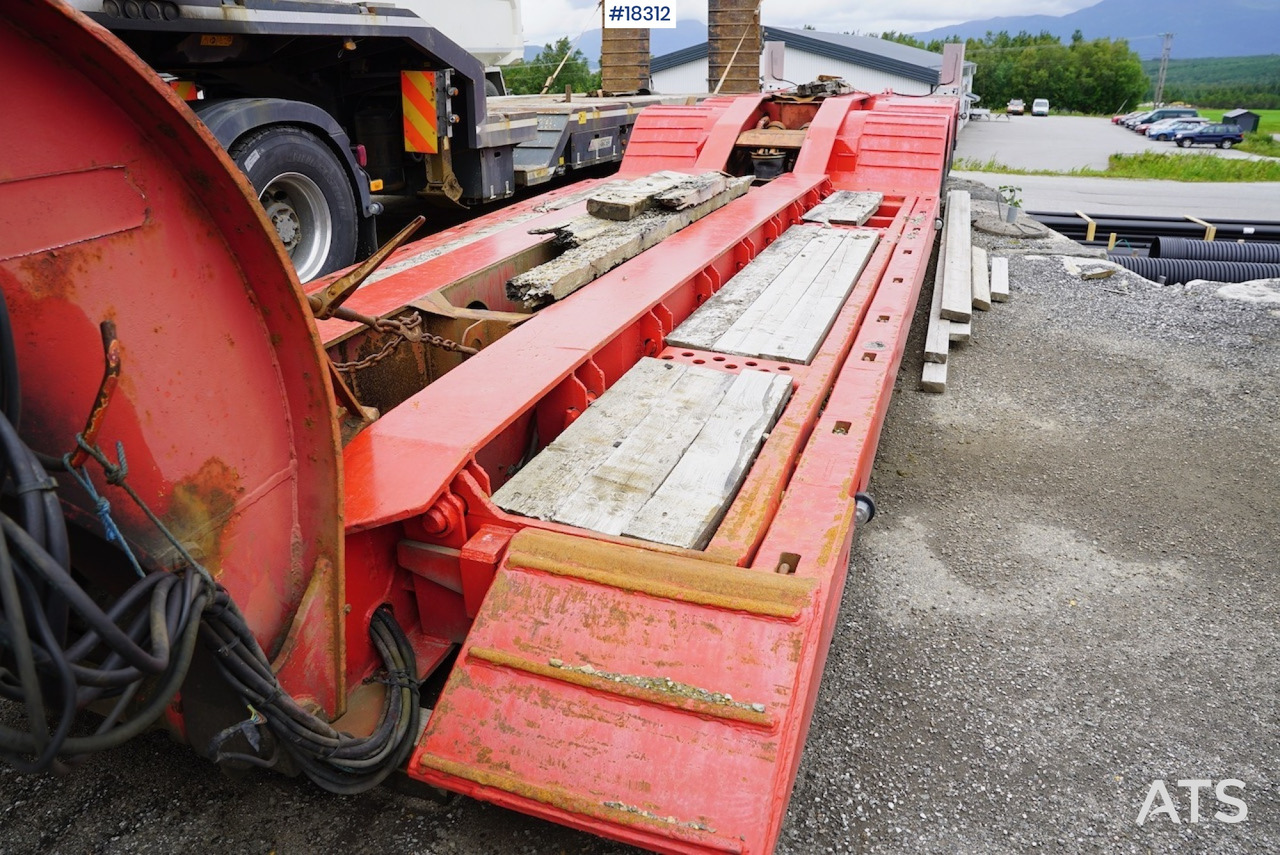 Vang 4 akslet brønnhenger - Низкорамный полуприцеп: фото 4 Vang 4 akslet brønnhenger - Низкорамный полуприцеп: фото 4