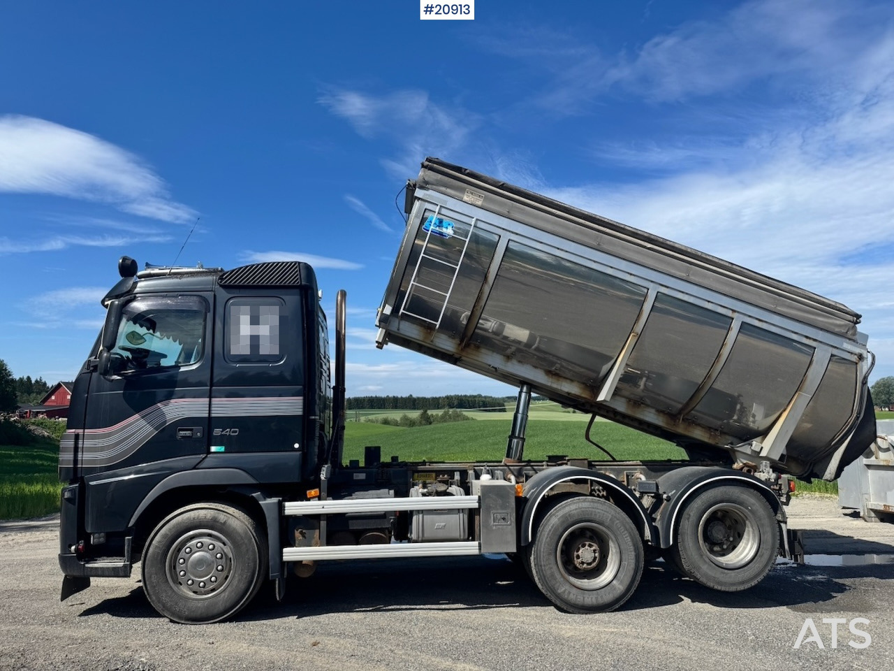 Volvo FH16 540 - Самосвал: фото 2 Volvo FH16 540 - Самосвал: фото 2