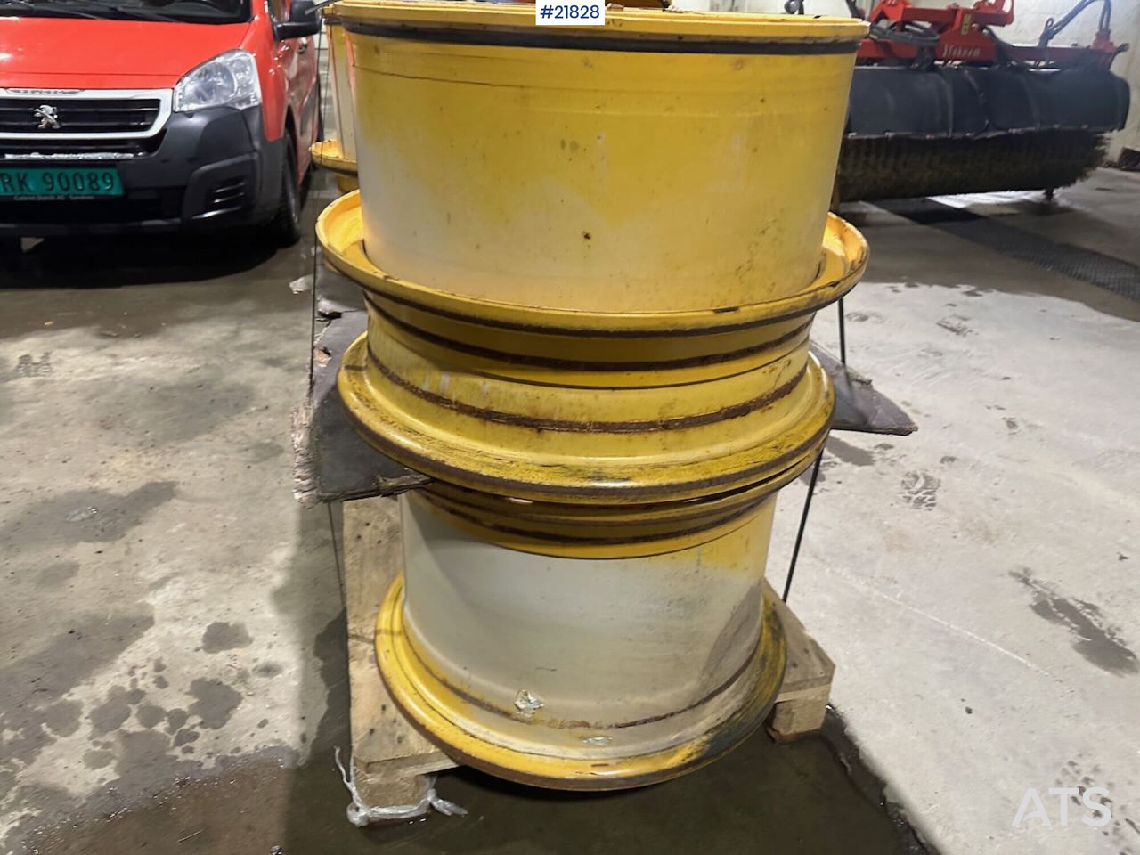 Volvo L60H - Колесный диск для Строительной техники: фото 4 Volvo L60H - Колесный диск для Строительной техники: фото 4