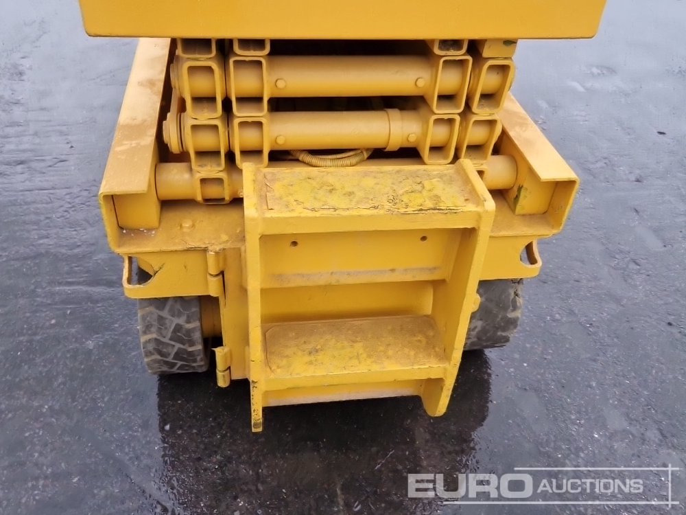 Ножничный подъемник 2015 Haulotte Optimum 8: фото 14