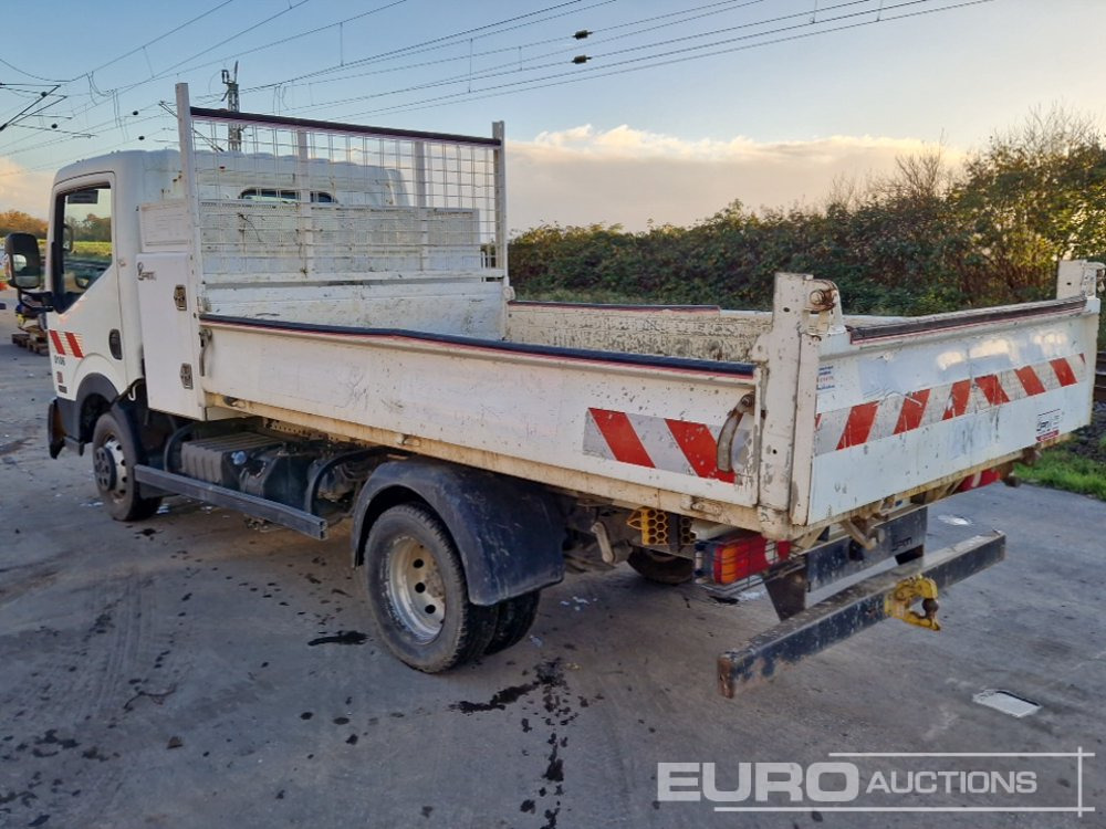 2017 Nissan NT400 - Малотоннажный самосвал: фото 3 2017 Nissan NT400 - Малотоннажный самосвал: фото 3