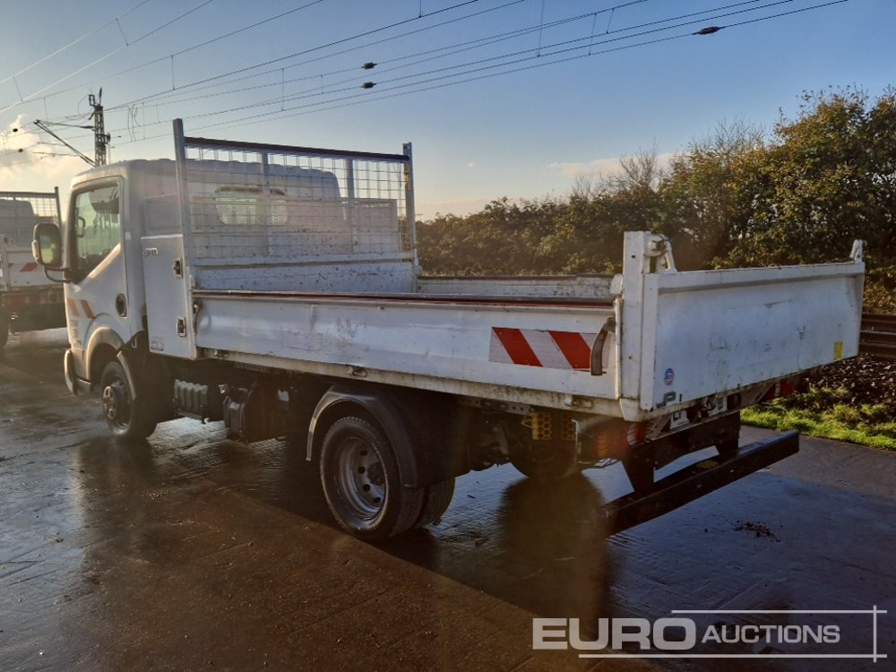 2017 Nissan NT400 - Малотоннажный самосвал: фото 3 2017 Nissan NT400 - Малотоннажный самосвал: фото 3