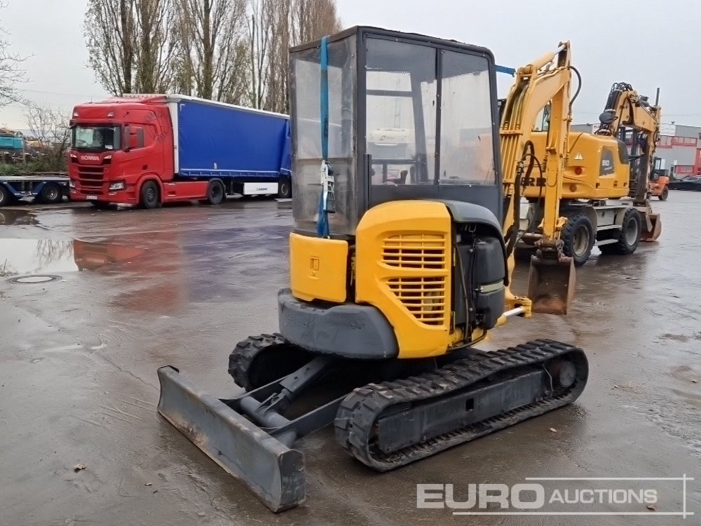 Komatsu PC35 MR-3 - Мини-экскаватор: фото 4 Komatsu PC35 MR-3 - Мини-экскаватор: фото 4