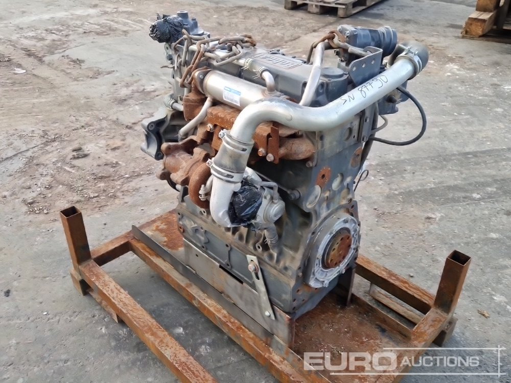 Kubota 4 Cylinder Turbo Diesel Engine - Двигатель: фото 4 Kubota 4 Cylinder Turbo Diesel Engine - Двигатель: фото 4