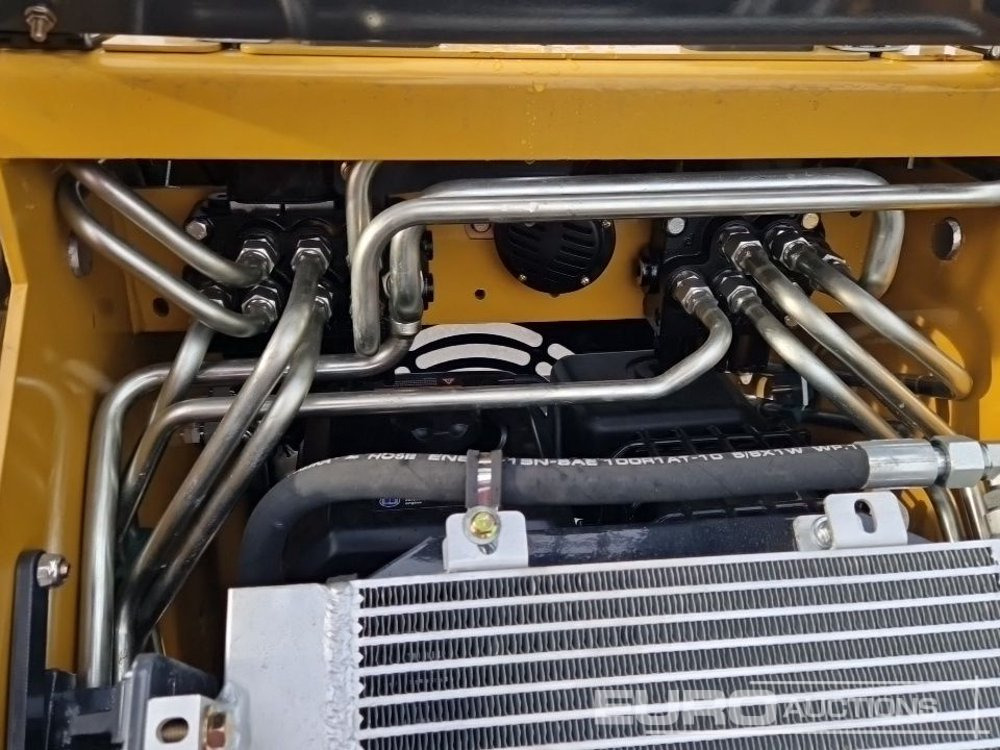 Мини-погрузчик с бортовым поворотом Unused 2025 Infront YF380: фото 15 Мини-погрузчик с бортовым поворотом Unused 2025 Infront YF380: фото 15