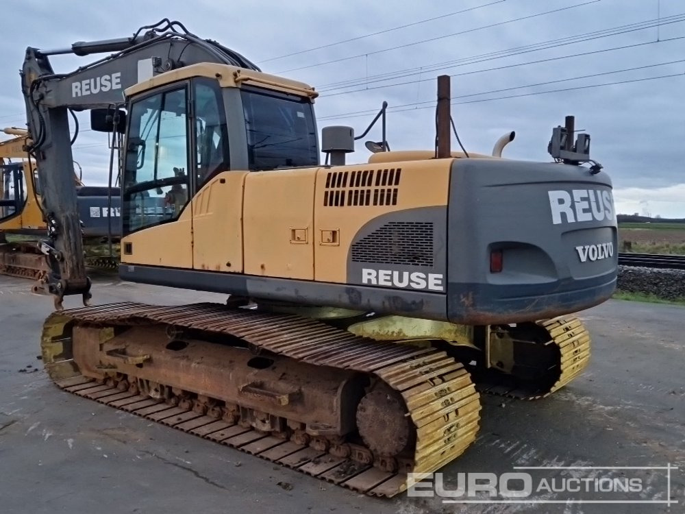 Volvo EC210CL - Гусеничный экскаватор: фото 3 Volvo EC210CL - Гусеничный экскаватор: фото 3