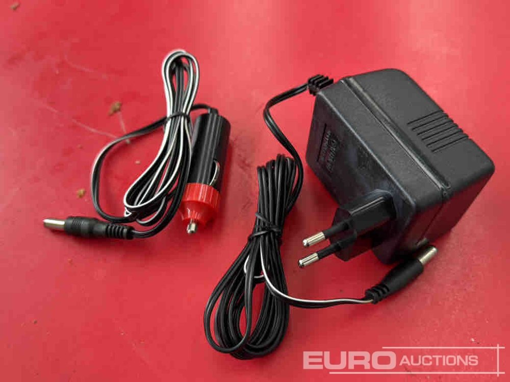 Строительное оборудование 12 Volt Jumpstart With 260 PSI Air Compressor: фото 8 Строительное оборудование 12 Volt Jumpstart With 260 PSI Air Compressor: фото 8