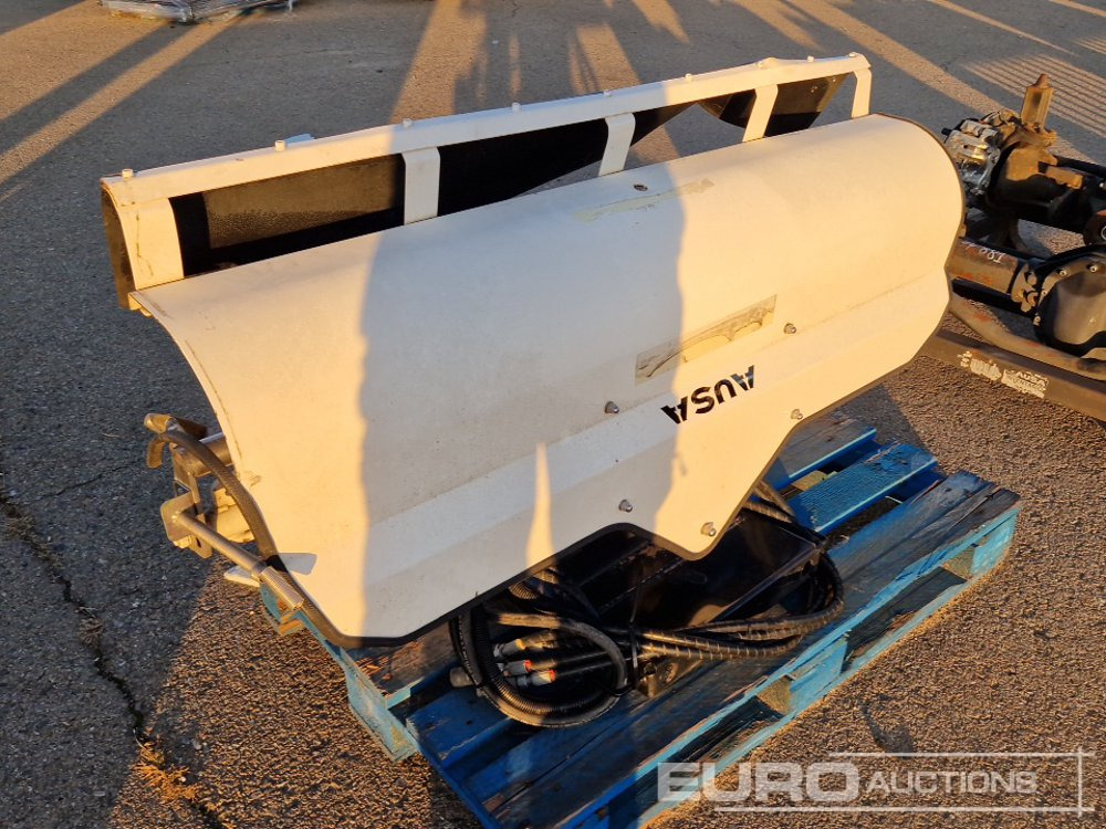 Ausa Sweeper Attachment for Ausa Dumper - Строительное оборудование: фото 2 Ausa Sweeper Attachment for Ausa Dumper - Строительное оборудование: фото 2