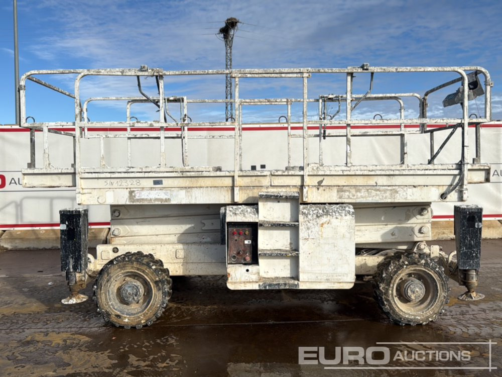 Haulotte H12SX - Ножничный подъемник: фото 2 Haulotte H12SX - Ножничный подъемник: фото 2