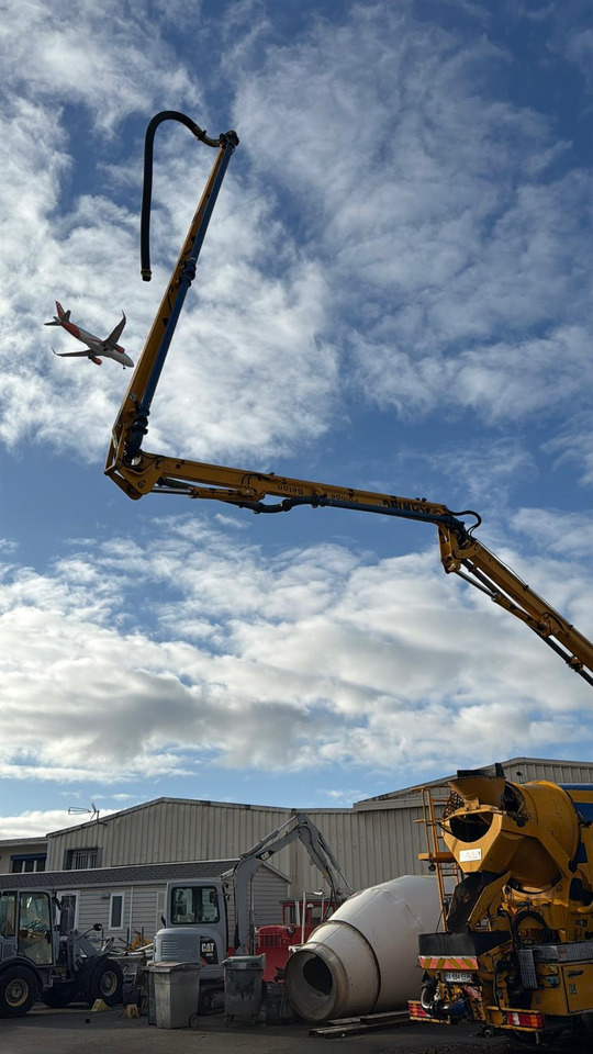 Автобетононасос Camion pumi Mercedes Benz Actros 3241 BA-654-EE: фото 12