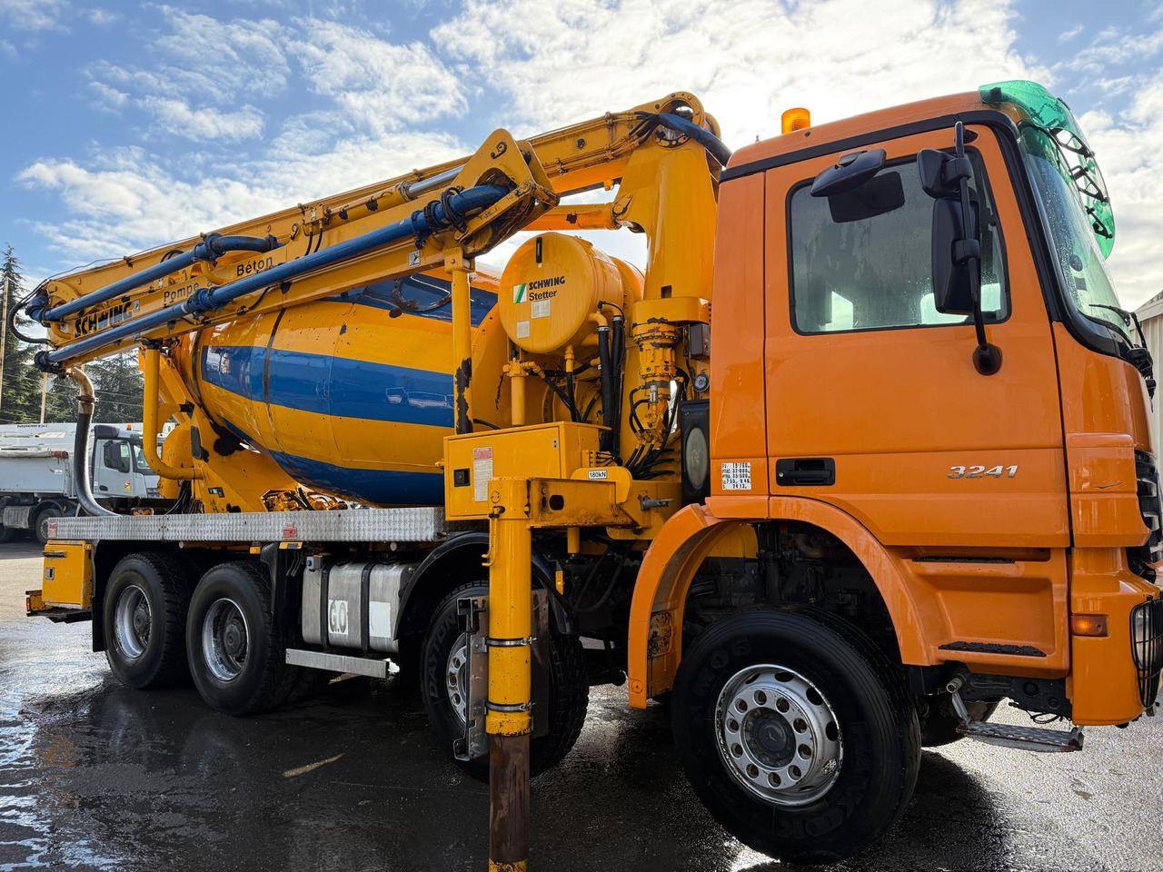 Camion pumi Mercedes Benz Actros 3241 BA-654-EE - Автобетононасос: фото 3 Camion pumi Mercedes Benz Actros 3241 BA-654-EE - Автобетононасос: фото 3