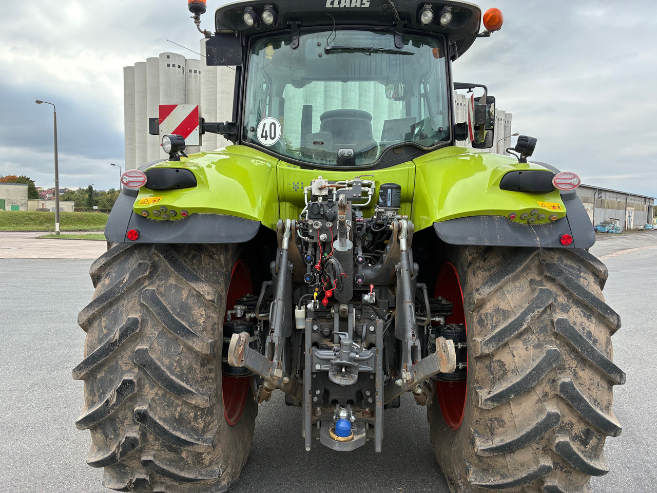 Claas Axion 810 - Трактор: фото 5 Claas Axion 810 - Трактор: фото 5
