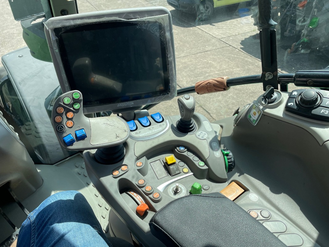 Deutz-Fahr Agrotron 7250 TTV - Трактор: фото 4 Deutz-Fahr Agrotron 7250 TTV - Трактор: фото 4