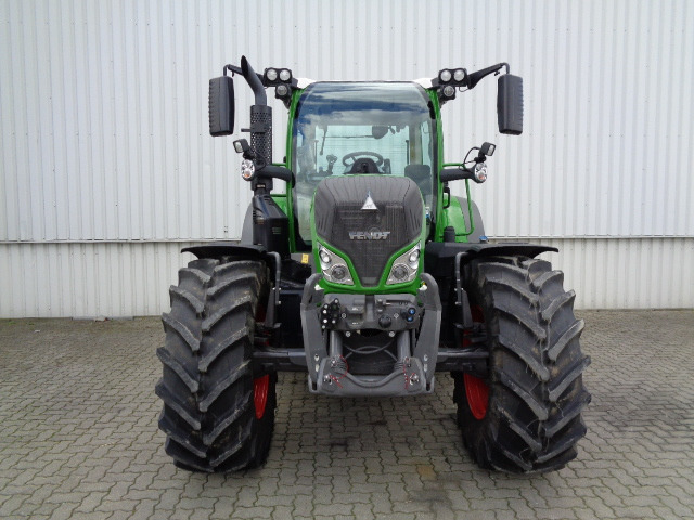 Fendt 516 Vario S4 ProfiPlus в лизинг Fendt 516 Vario S4 ProfiPlus: фото 17 Fendt 516 Vario S4 ProfiPlus в лизинг Fendt 516 Vario S4 ProfiPlus: фото 17