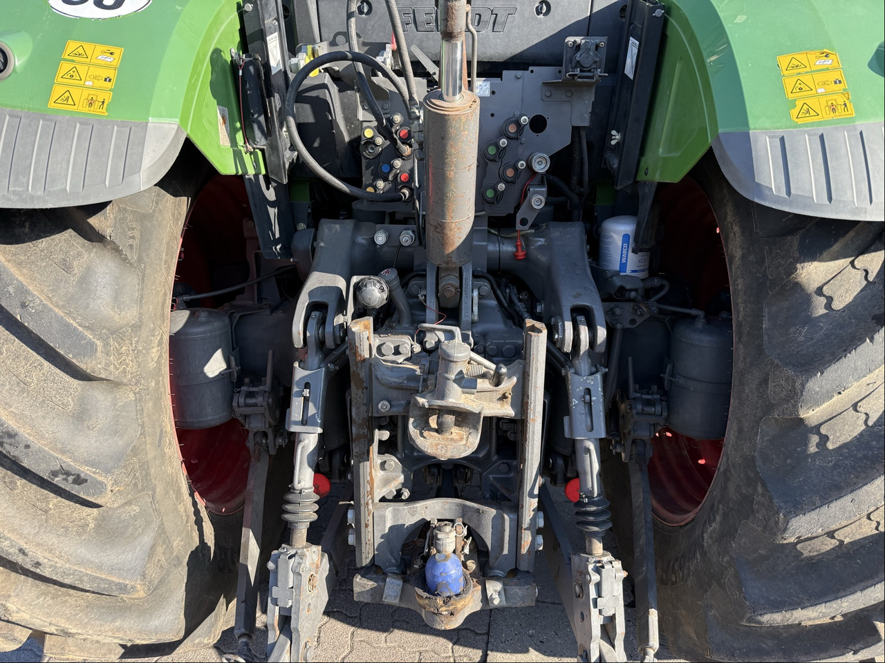 Fendt 724 Vario S4 ProfiPlus - Трактор: фото 4 Fendt 724 Vario S4 ProfiPlus - Трактор: фото 4