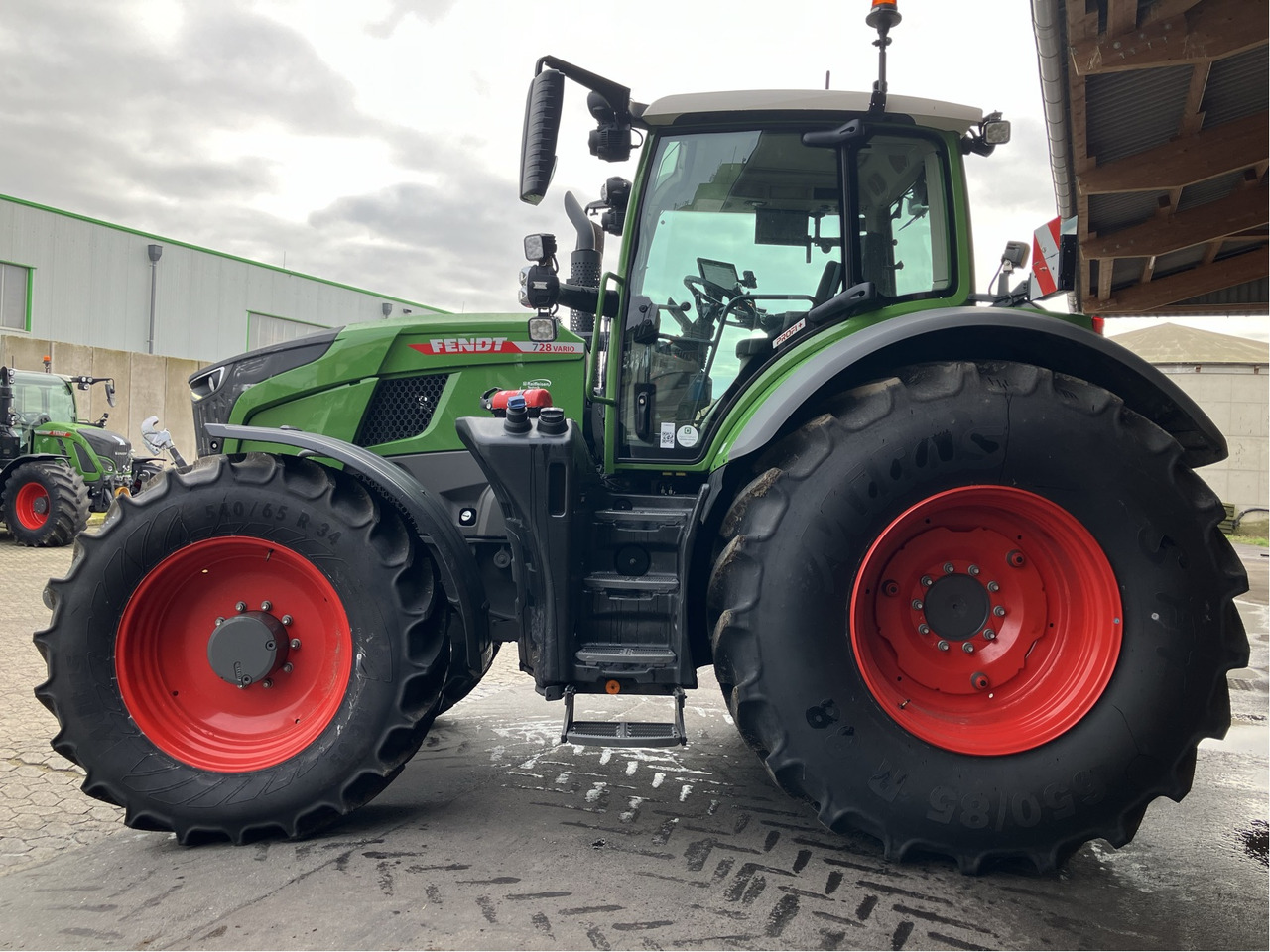 Fendt 728 Vario Gen7 - Трактор: фото 1 Fendt 728 Vario Gen7 - Трактор: фото 1