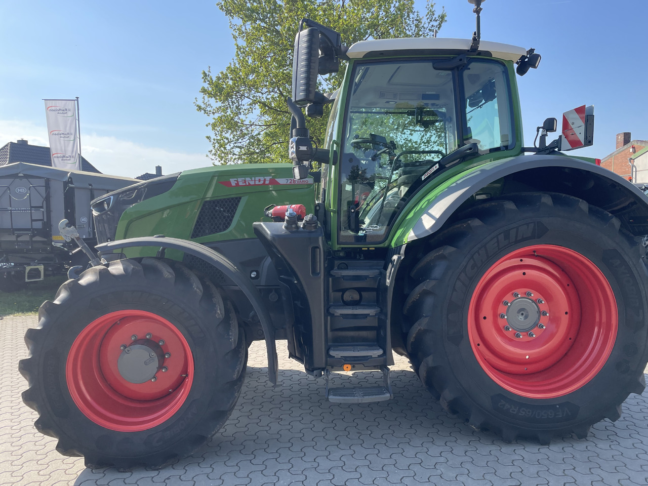 Fendt 728 Vario Gen7 Profi Setting2 - Трактор: фото 1 Fendt 728 Vario Gen7 Profi Setting2 - Трактор: фото 1