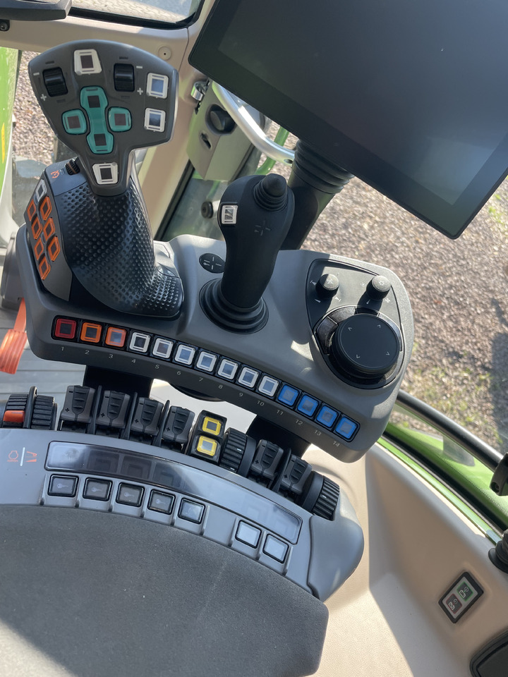 Fendt 728 Vario Gen7 Profi Setting2 - Трактор: фото 4 Fendt 728 Vario Gen7 Profi Setting2 - Трактор: фото 4