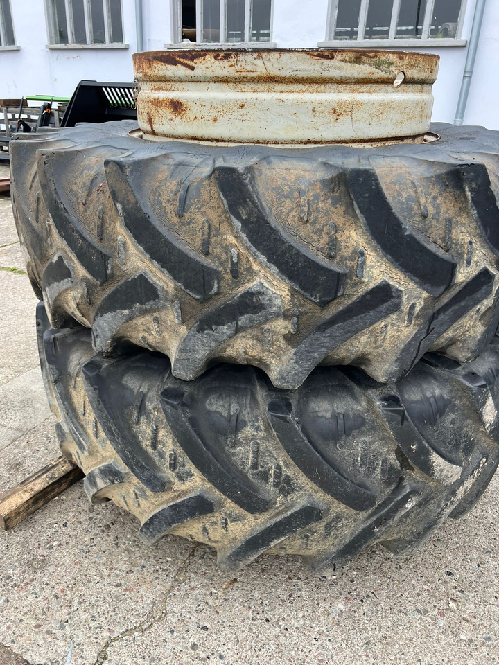 Kleber Zwillinge 20.8 R38 - Шины и диски: фото 1 Kleber Zwillinge 20.8 R38 - Шины и диски: фото 1