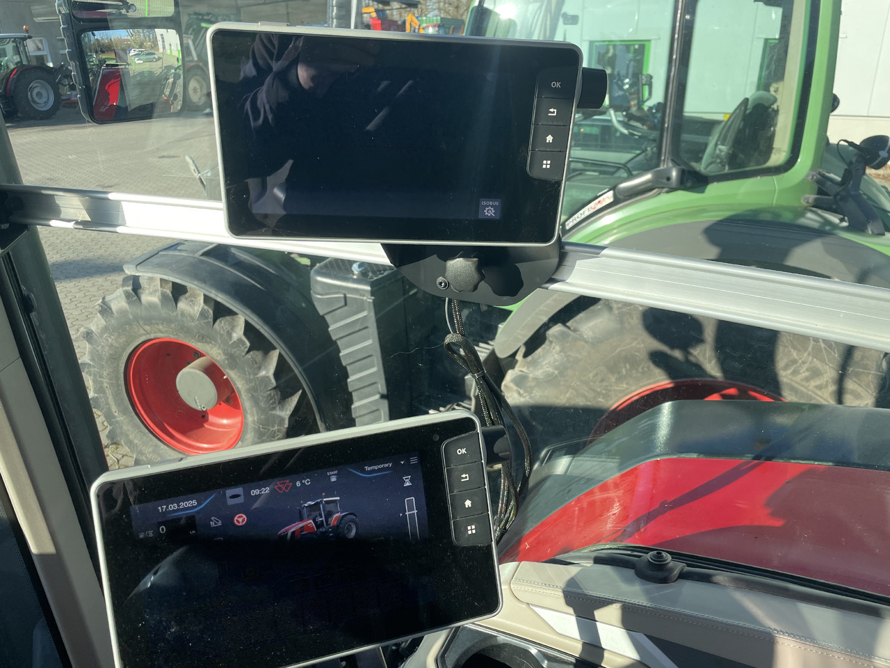 Massey Ferguson 8S.265 Dyna-VT EXCLUSIVE - Трактор: фото 5 Massey Ferguson 8S.265 Dyna-VT EXCLUSIVE - Трактор: фото 5