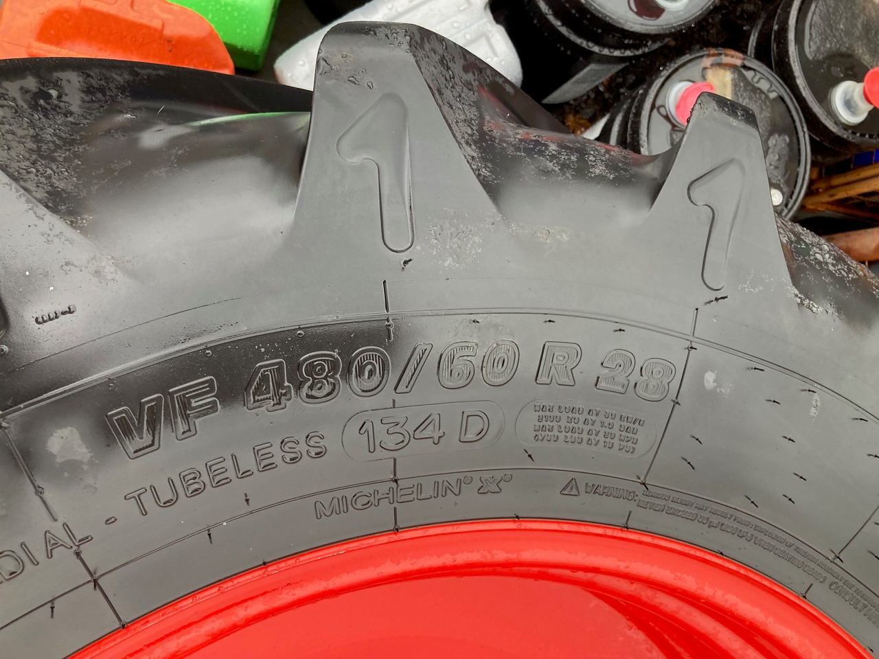 Michelin 480/60R28 - Шины и диски: фото 3 Michelin 480/60R28 - Шины и диски: фото 3