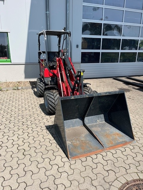 Schäffer Typ 2028-2 - Колёсный погрузчик: фото 4 Schäffer Typ 2028-2 - Колёсный погрузчик: фото 4