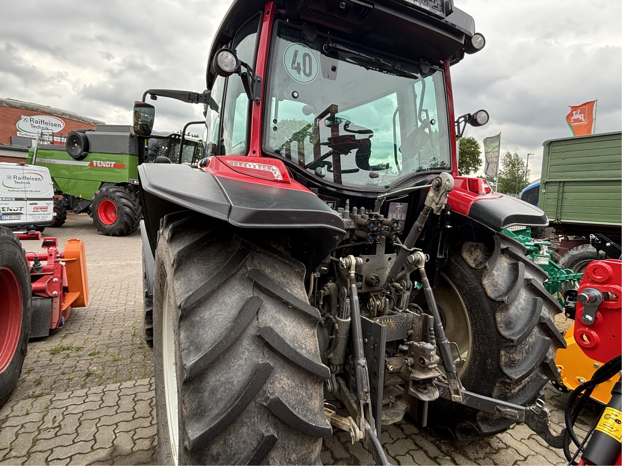 Valtra A 95 - Трактор: фото 4 Valtra A 95 - Трактор: фото 4
