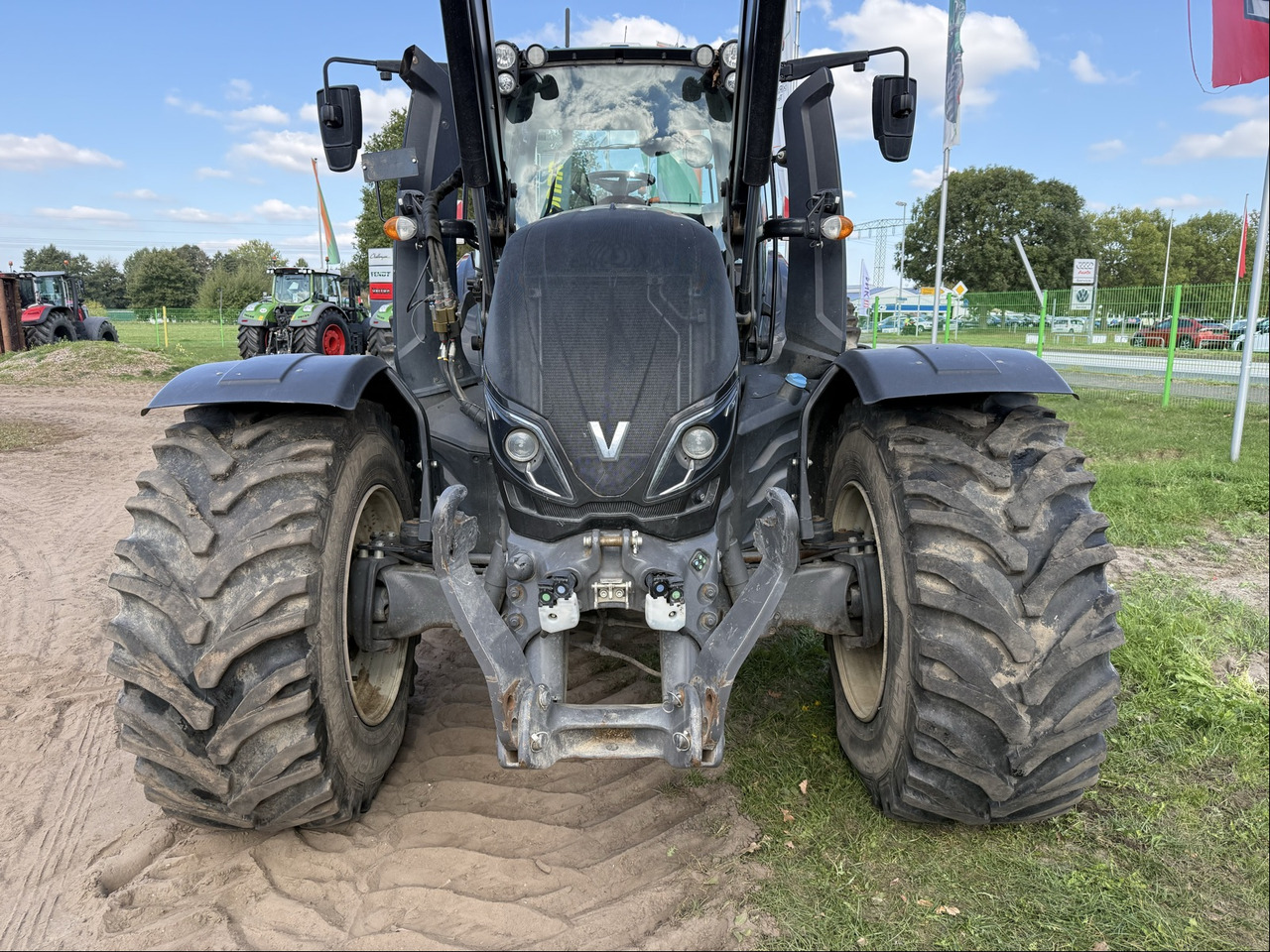 Valtra T 254 Versu - Трактор: фото 4 Valtra T 254 Versu - Трактор: фото 4