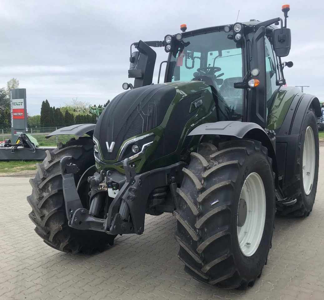 Valtra T175EA - Трактор: фото 1 Valtra T175EA - Трактор: фото 1