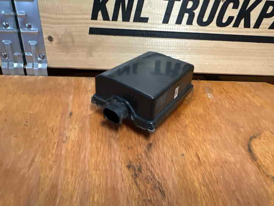 IVECO RADAR SENSOR 5802133230 - Электрическая система для Грузовиков: фото 2 IVECO RADAR SENSOR 5802133230 - Электрическая система для Грузовиков: фото 2